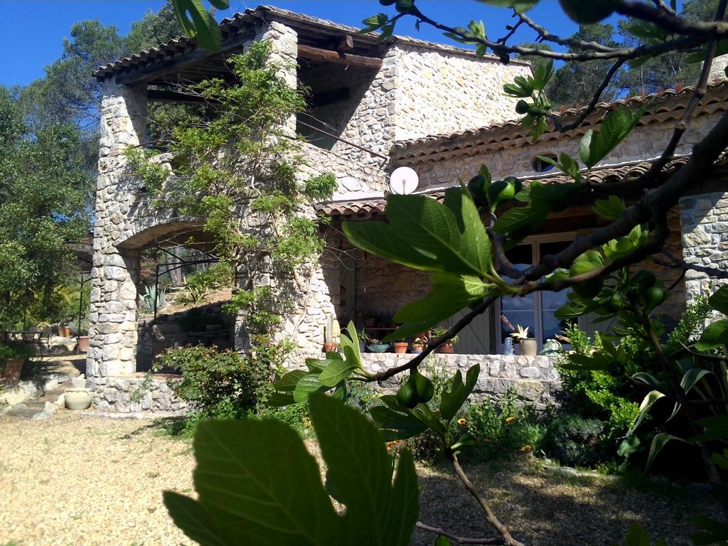 La Farigoulette Bed & Breakfast Taradeau Dış mekan fotoğraf